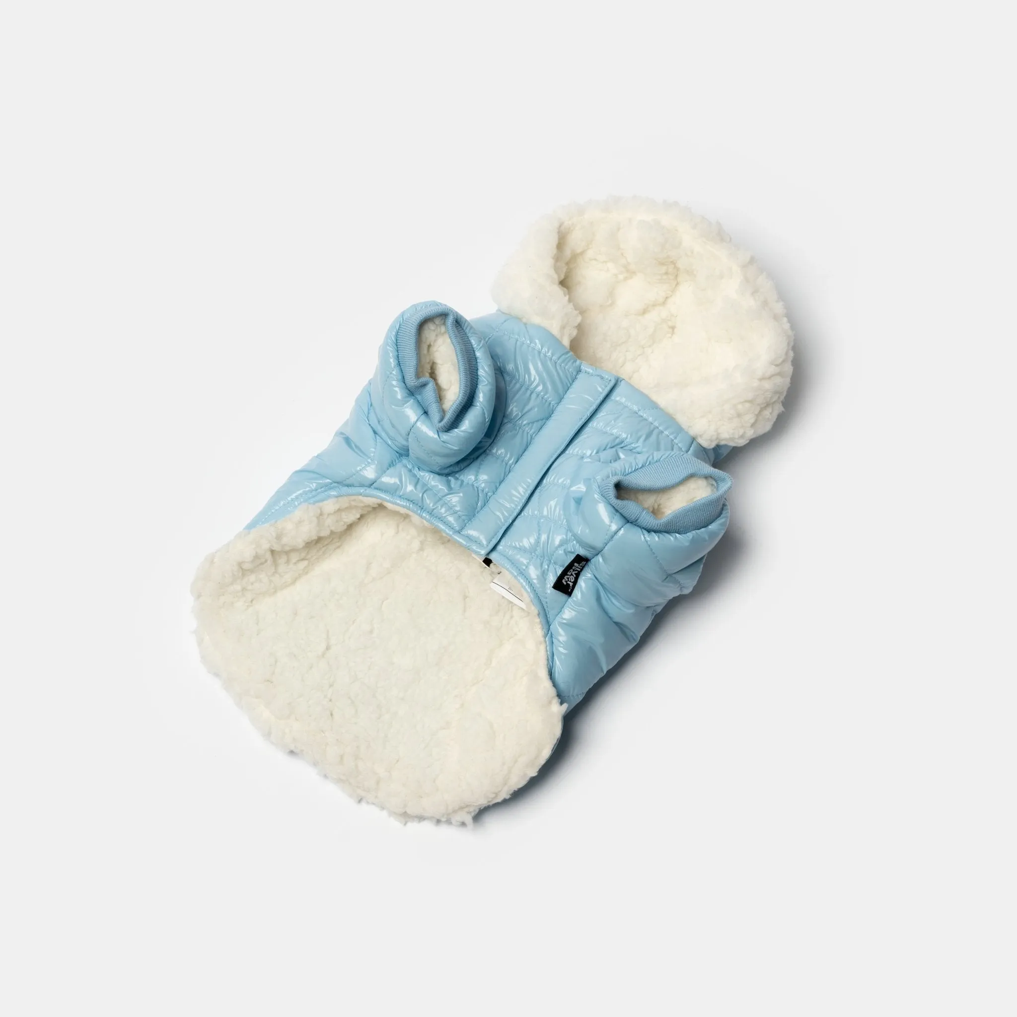 🧥 Aspen Dog Jacket – Lightweight Quilted Puffer with Sherpa Lining & Poop Bag Dispenser
