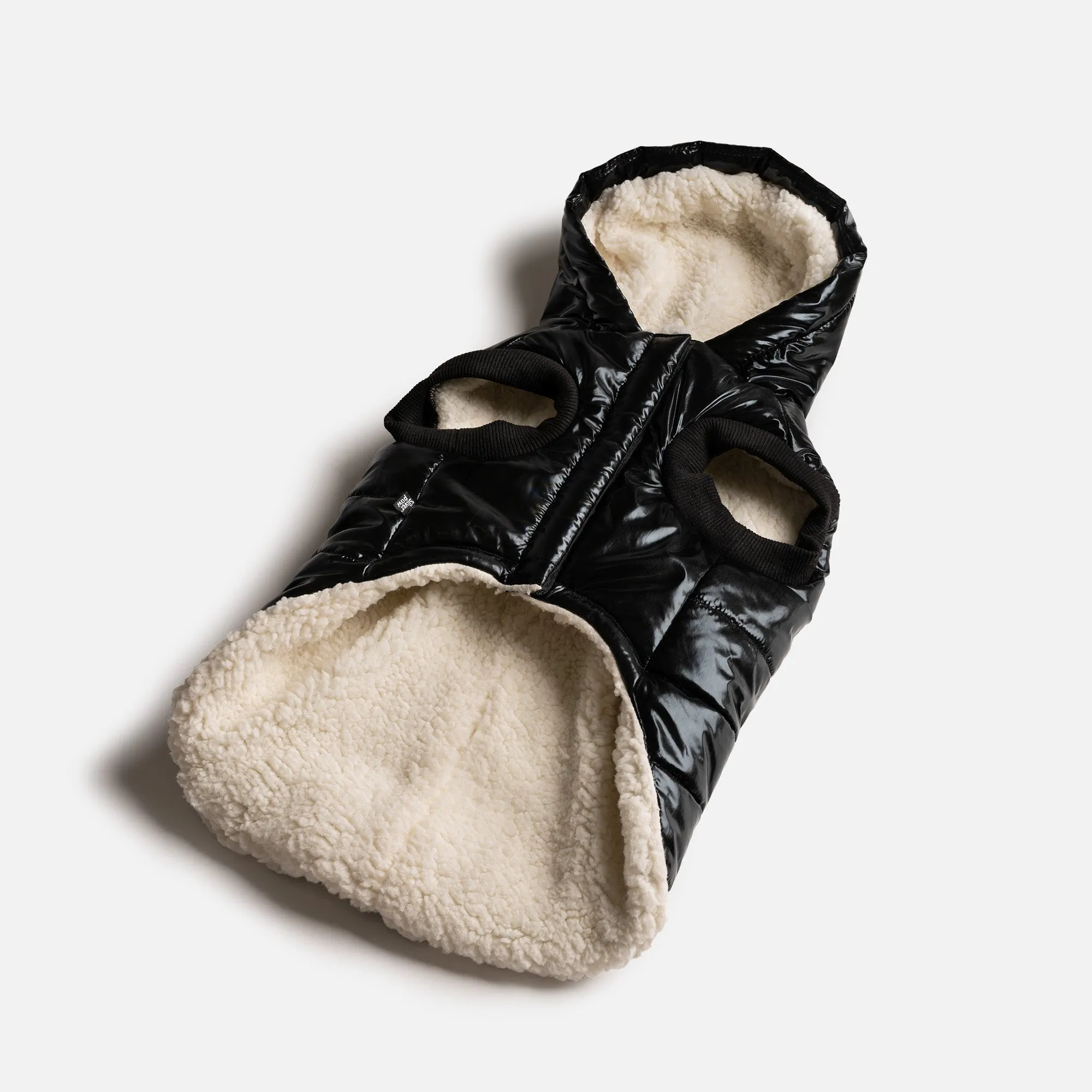 🖤 Emma Dog Jacket – Shiny Black Water-Resistant Winter Coat with Sherpa Lining