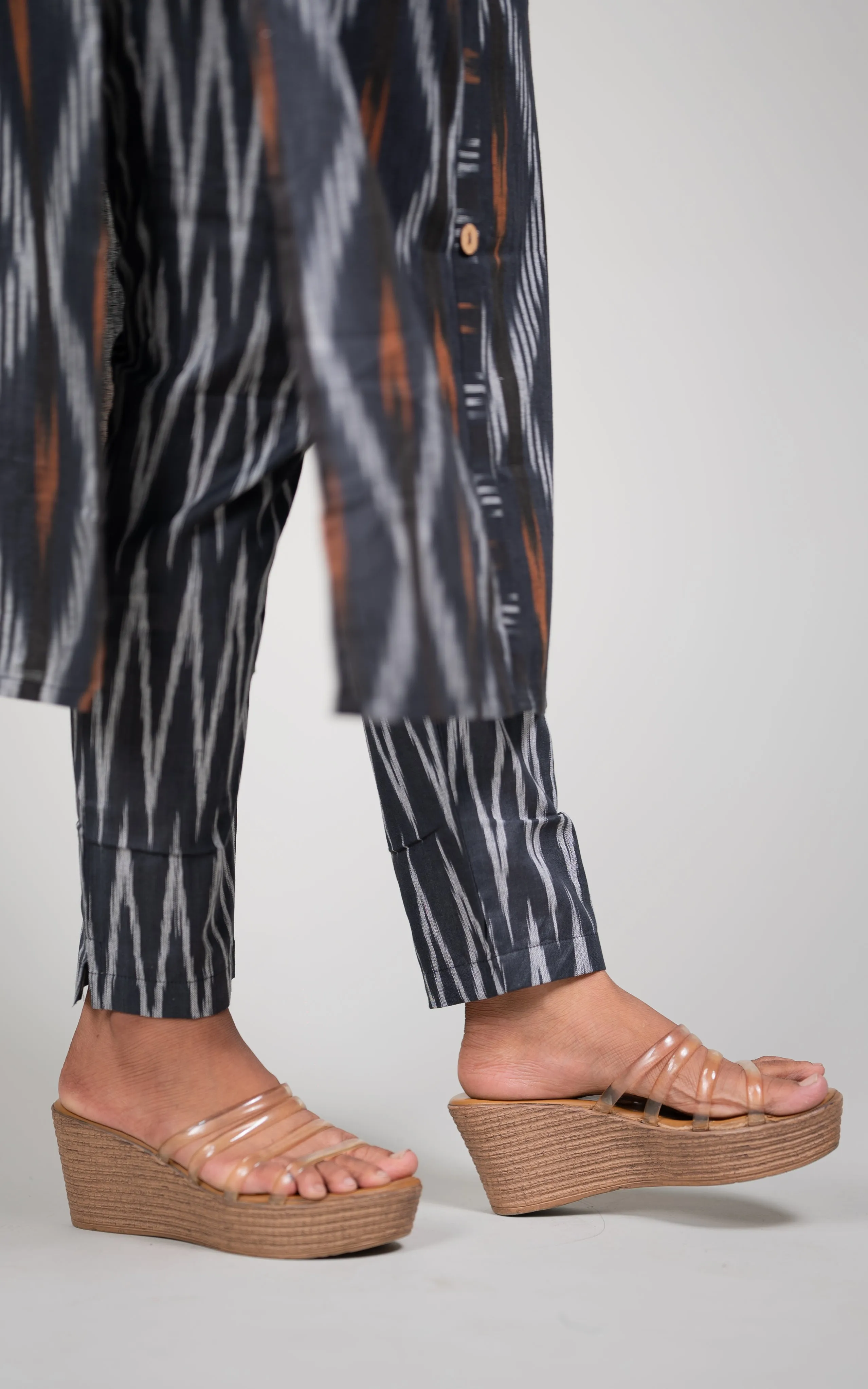 Henley Black (Kurti Pant Dupatta)