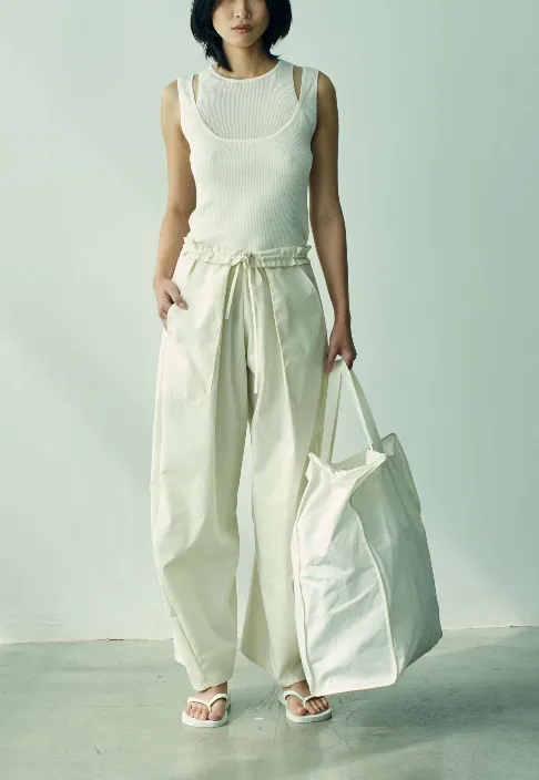 Ivory Clemence Pant
