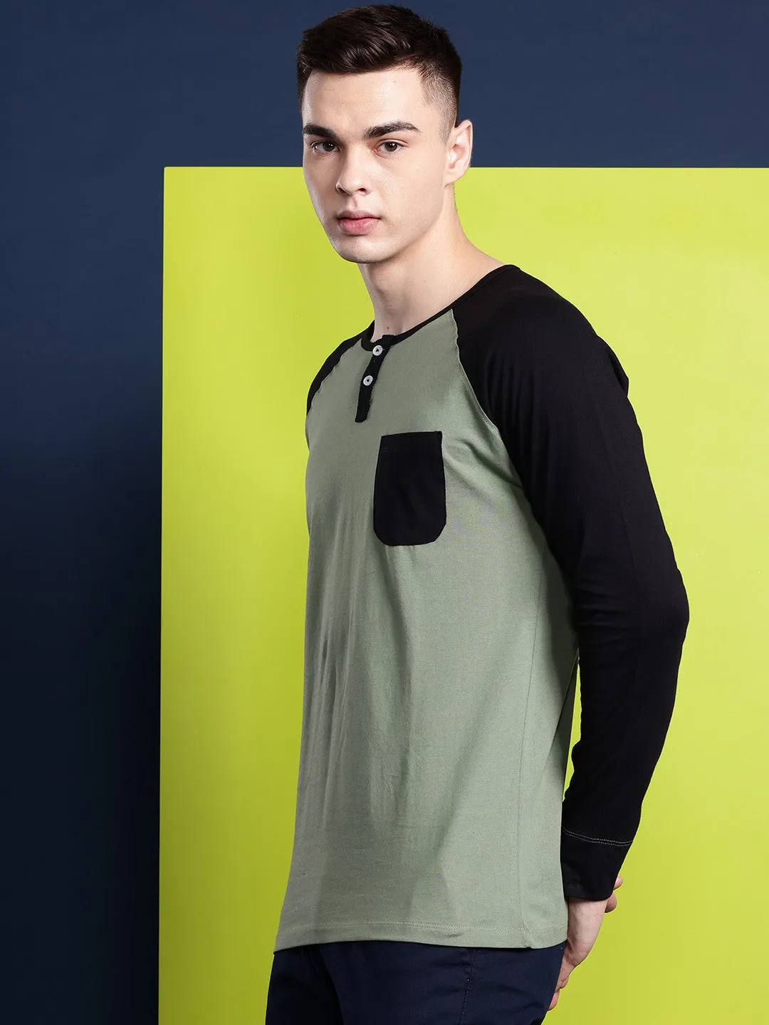 Men Olive & Black Solid Pure Cotton Slim Fit Henley T-Shirt